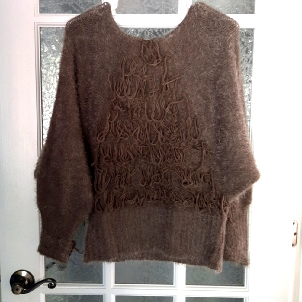 Danity brown sweater